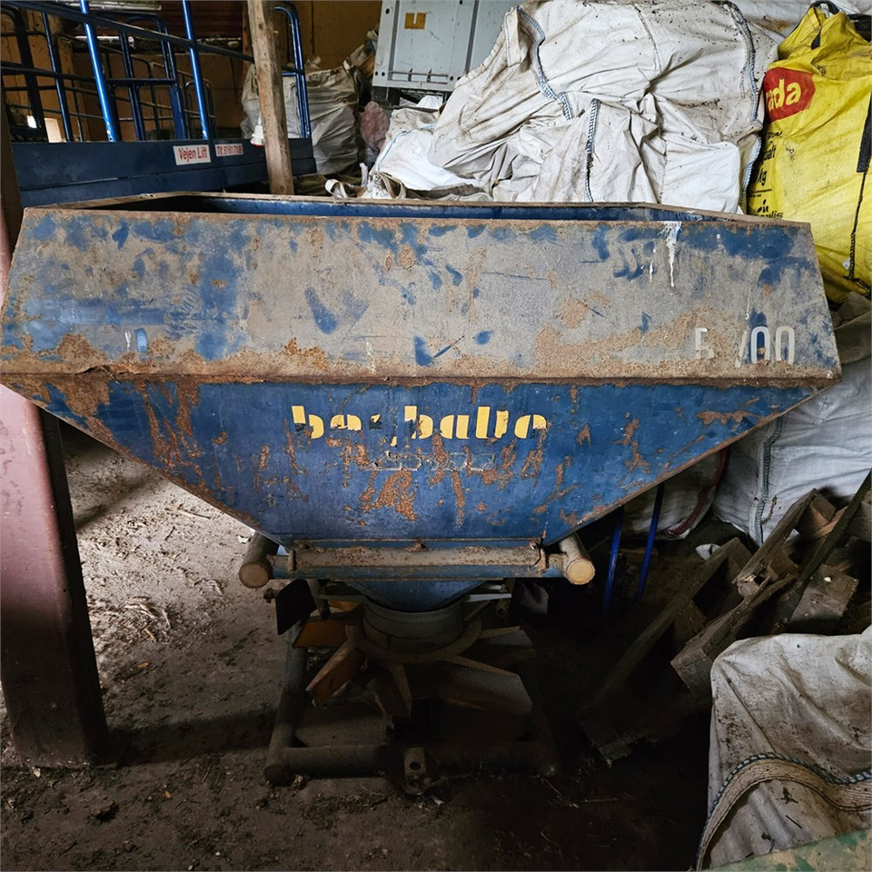 Bogballe B-700 - Машина за торене: снимка 1 Bogballe B-700 - Машина за торене: снимка 1