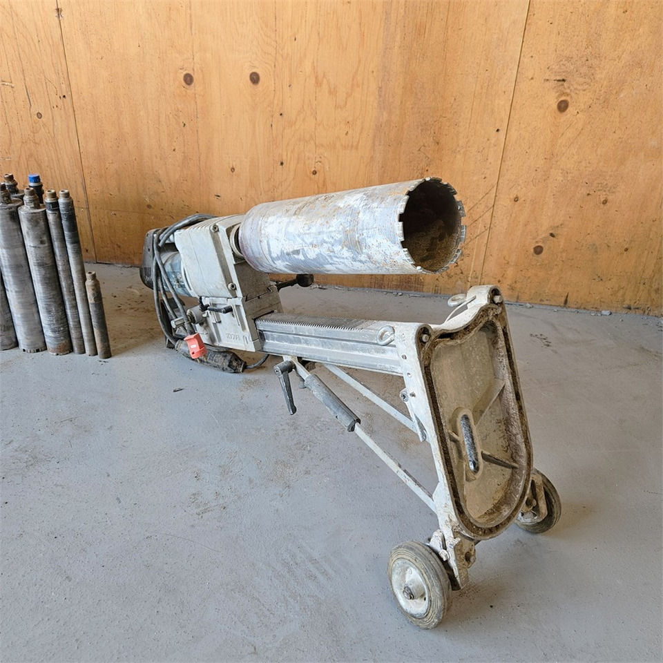 Bosch GDB 2500 WE - Машина за бетон: снимка 5 Bosch GDB 2500 WE - Машина за бетон: снимка 5