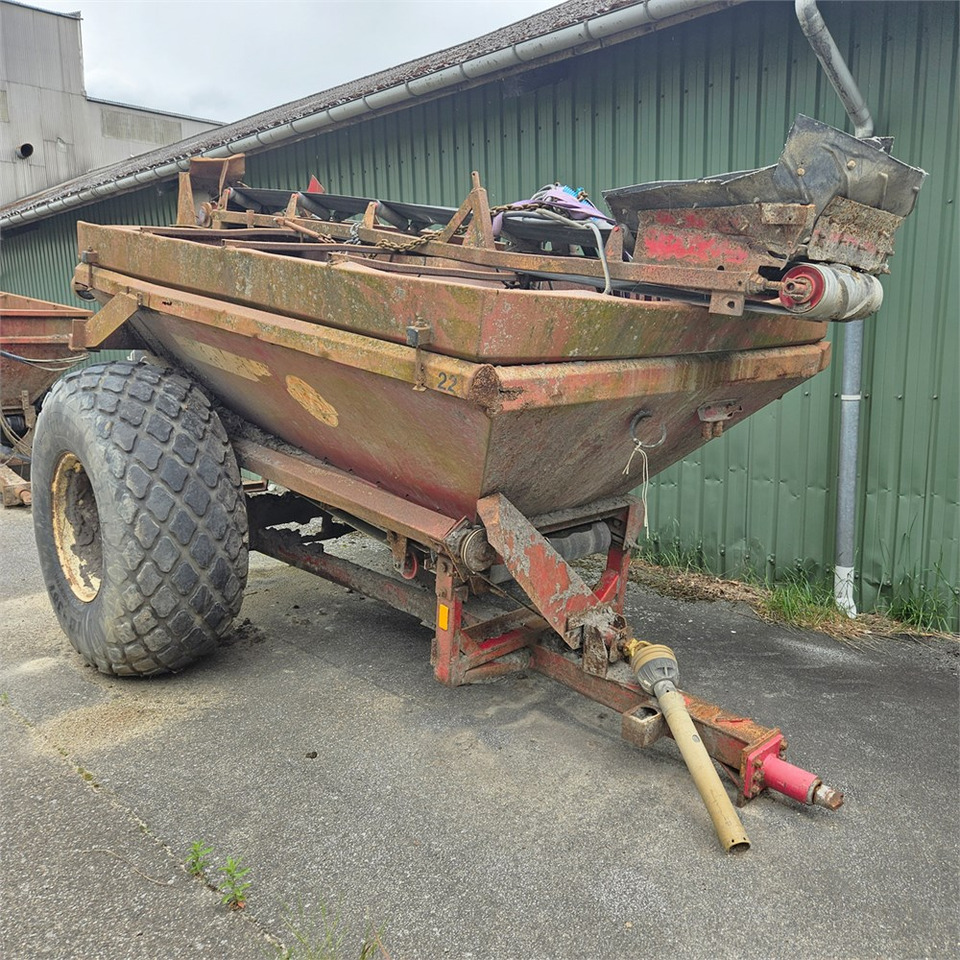 Bredal B50 - Машина за разпръскване на сол/ Пясък: снимка 1 Bredal B50 - Машина за разпръскване на сол/ Пясък: снимка 1