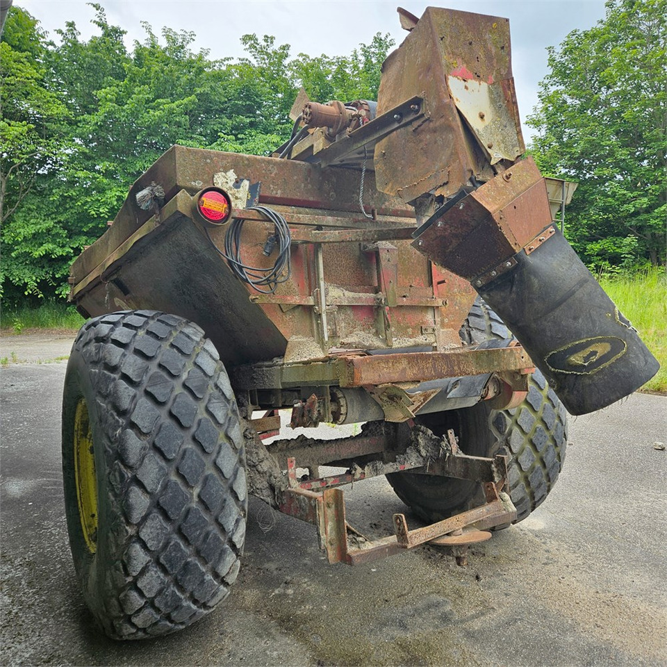 Bredal B50 - Машина за разпръскване на сол/ Пясък: снимка 5 Bredal B50 - Машина за разпръскване на сол/ Пясък: снимка 5