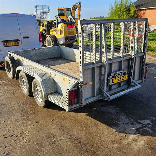 Brian James A Type - Ремарке за кола: снимка 4 Brian James A Type - Ремарке за кола: снимка 4