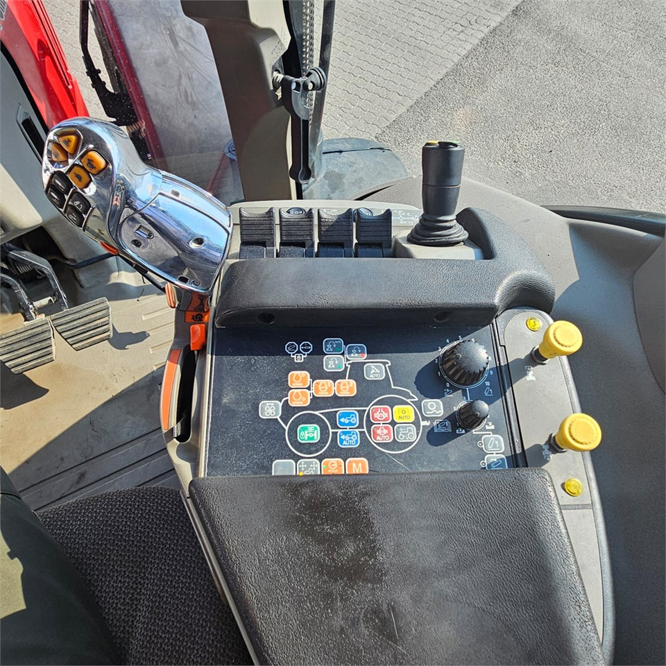 Трактор CASE IH Puma 230 CVX: снимка 13