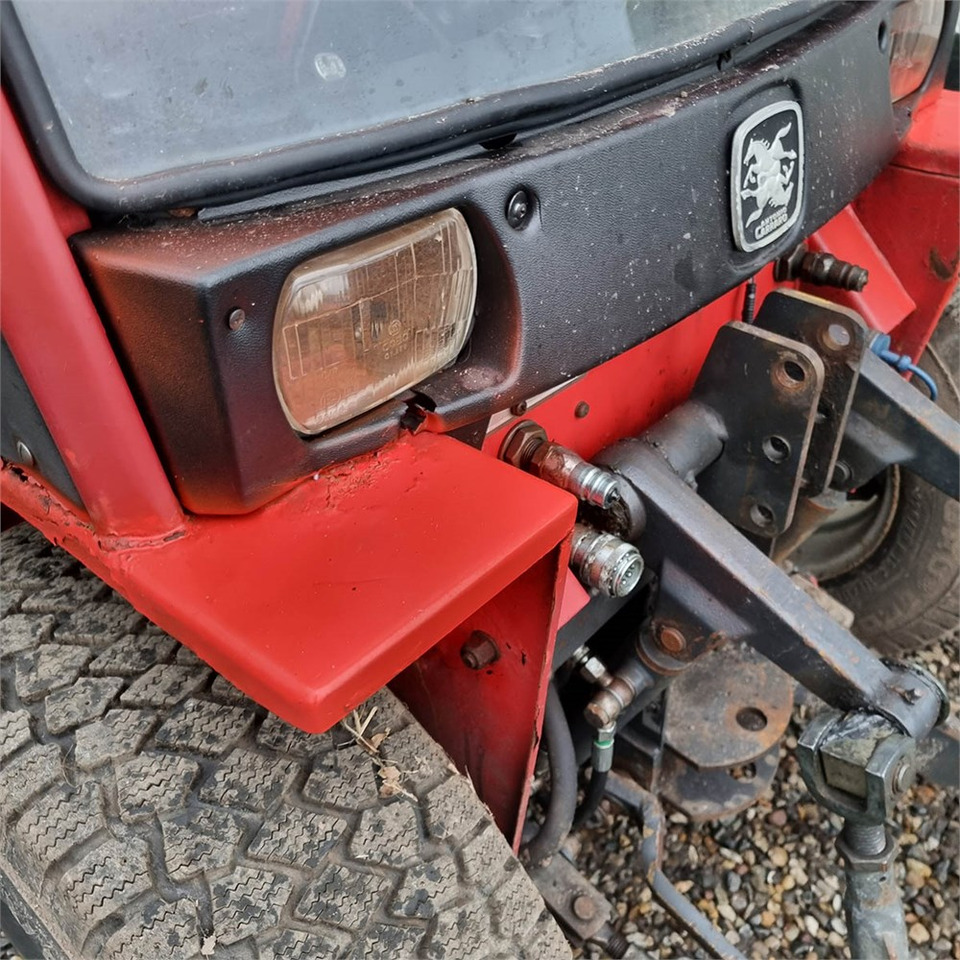 Трактор за комунални дейности Carraro HST 4400 Superpark: снимка 23