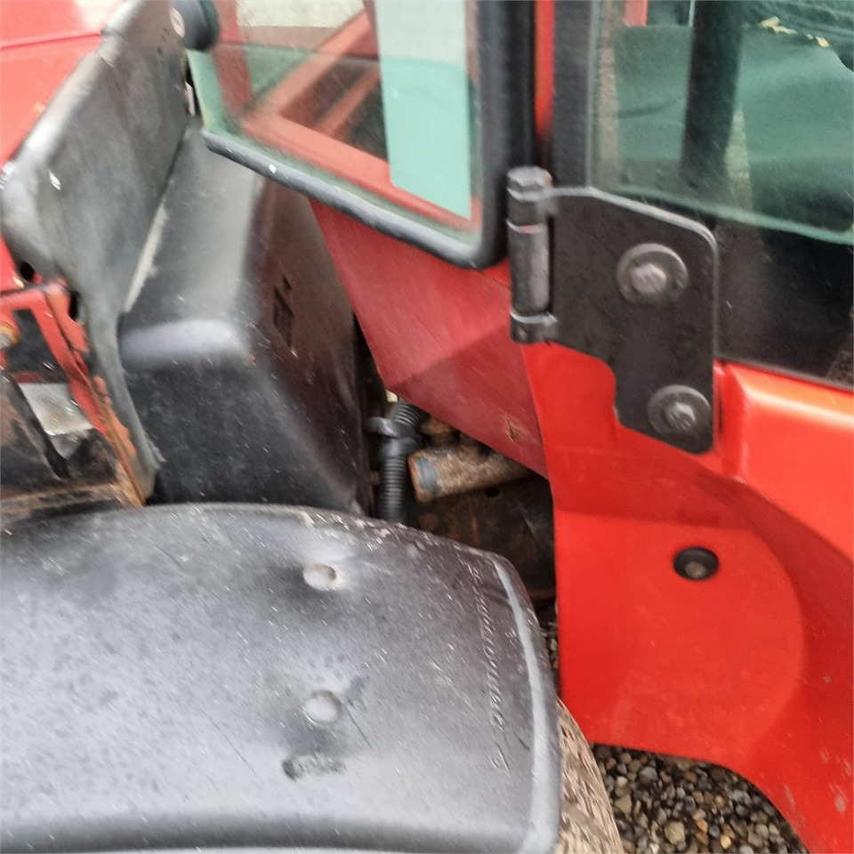 Трактор за комунални дейности Carraro HST 4400 Superpark: снимка 21