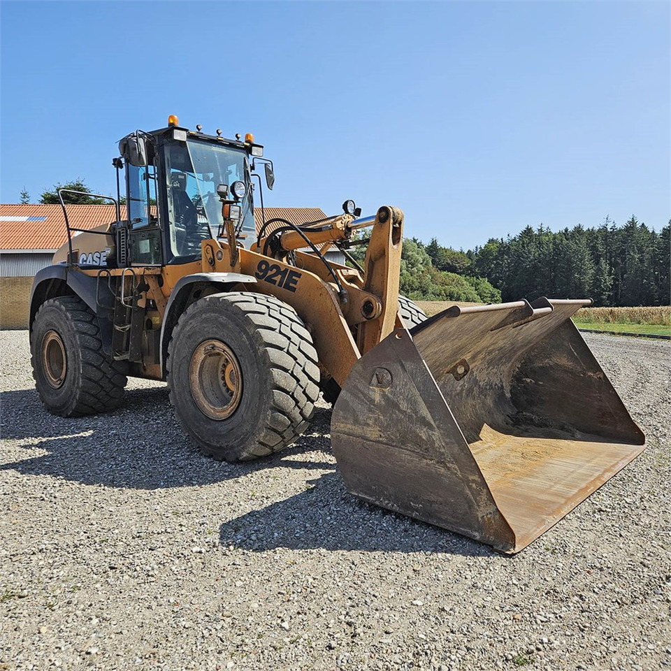 Колесен товарач Case 921 E: снимка 8 Колесен товарач Case 921 E: снимка 8