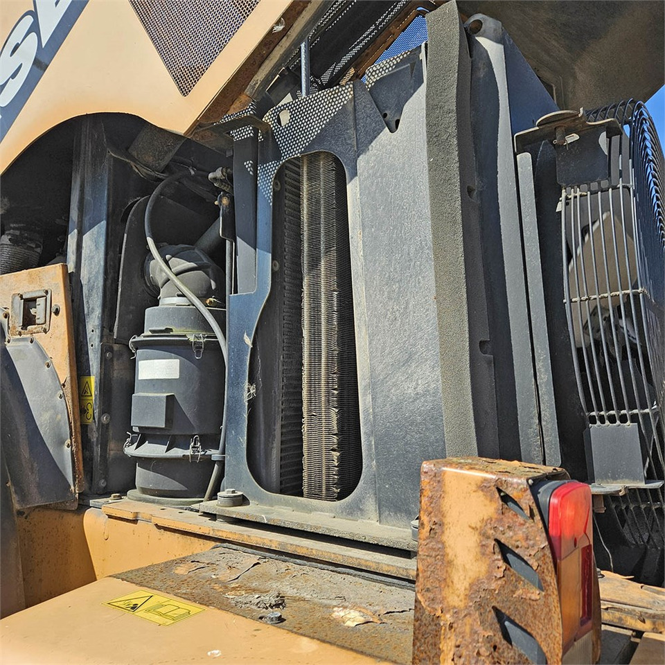 Колесен товарач Case 921 E: снимка 37 Колесен товарач Case 921 E: снимка 37