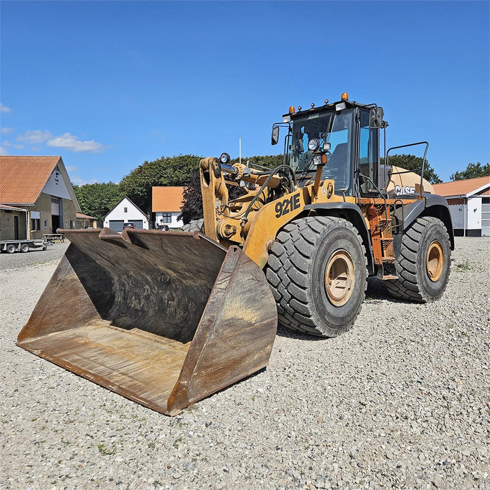 Case 921 E - Колесен товарач: снимка 3 Case 921 E - Колесен товарач: снимка 3