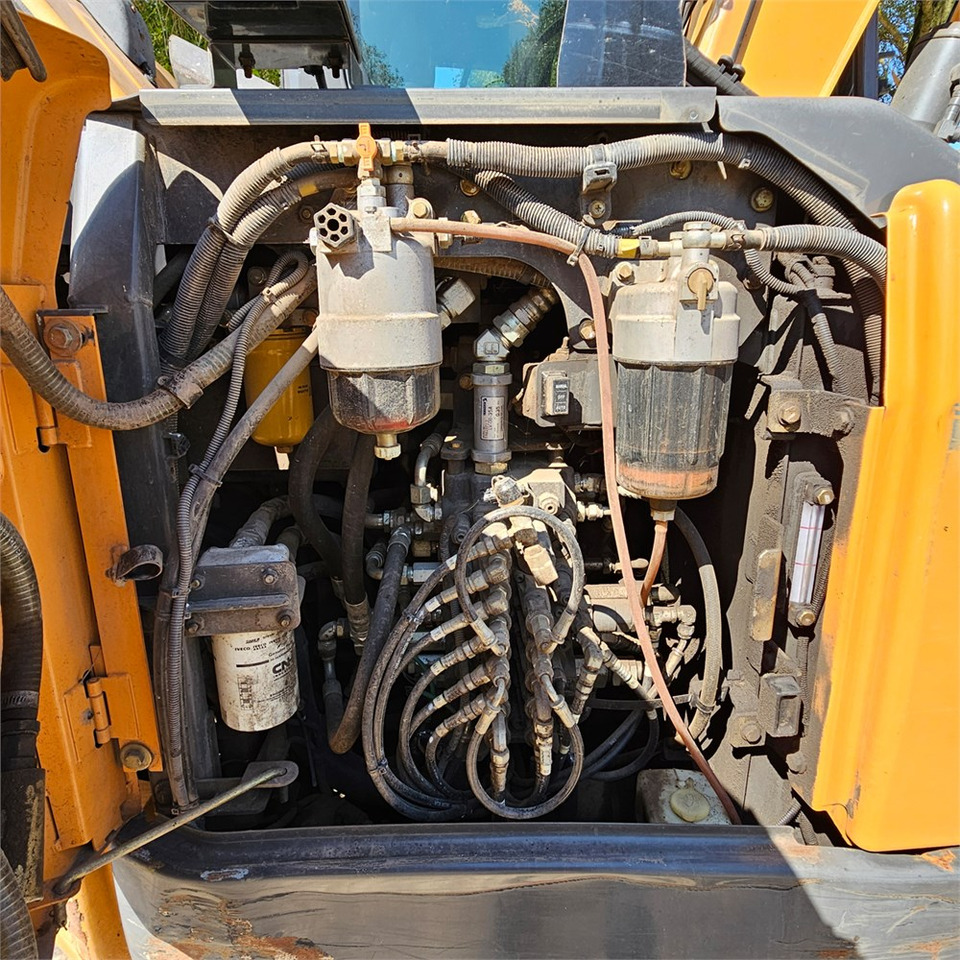 Мини багер Case CX75C SR: снимка 31 Мини багер Case CX75C SR: снимка 31