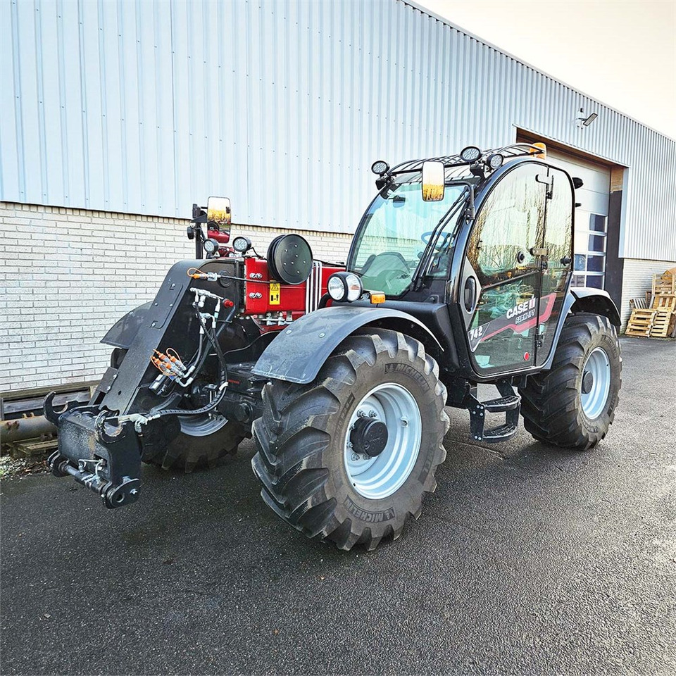 Case Farmlift 742 - Телескопичен товарач: снимка 2 Case Farmlift 742 - Телескопичен товарач: снимка 2