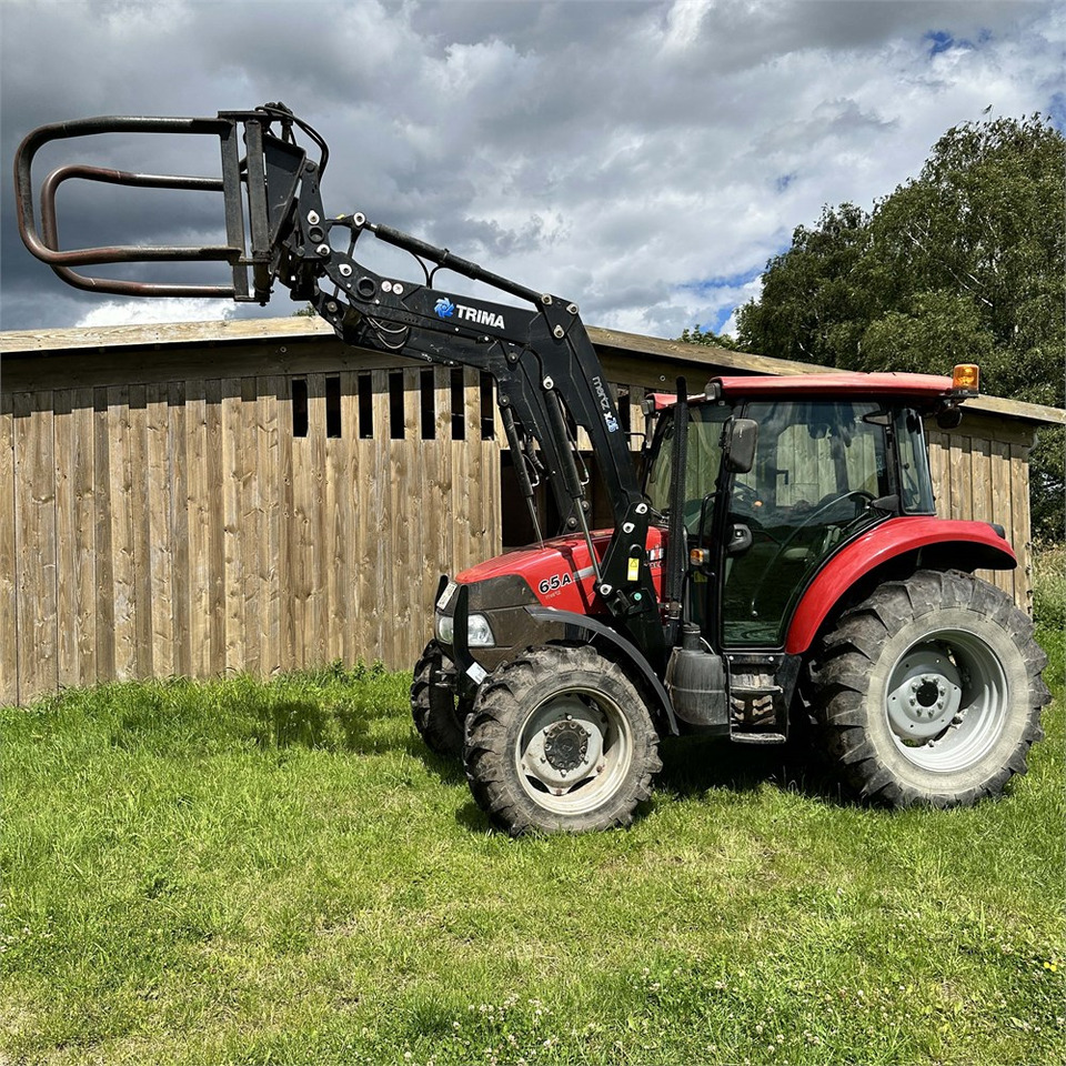 Case IH Farmall 65 A - Трактор: снимка 2 Case IH Farmall 65 A - Трактор: снимка 2