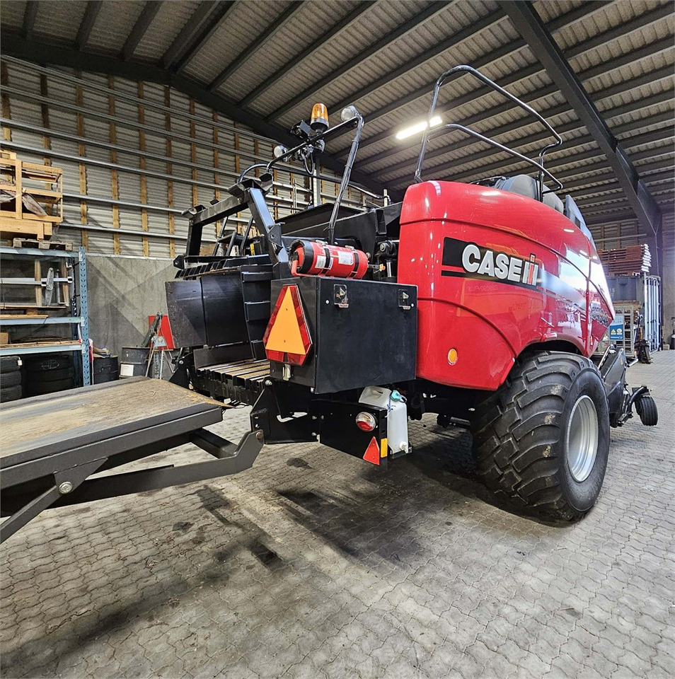 Case LB 434 R - Машина за сено и фураж: снимка 3 Case LB 434 R - Машина за сено и фураж: снимка 3