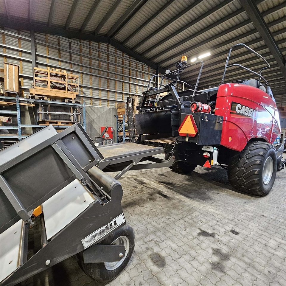 Case LB 434 R - Машина за сено и фураж: снимка 4 Case LB 434 R - Машина за сено и фураж: снимка 4