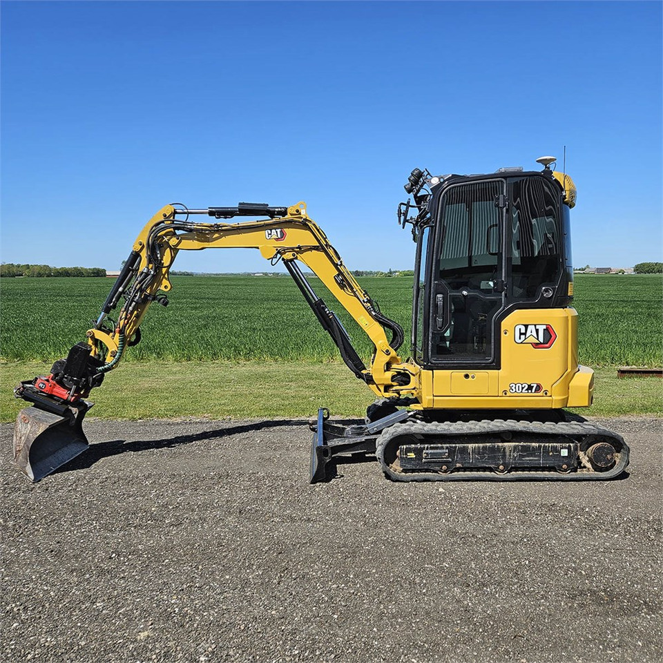 Caterpillar 302.7 CR - Мини багер: снимка 1 Caterpillar 302.7 CR - Мини багер: снимка 1