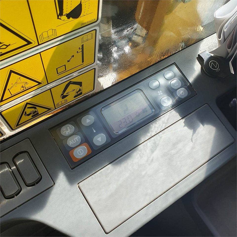 Верижен багер Caterpillar 323 EL: снимка 25