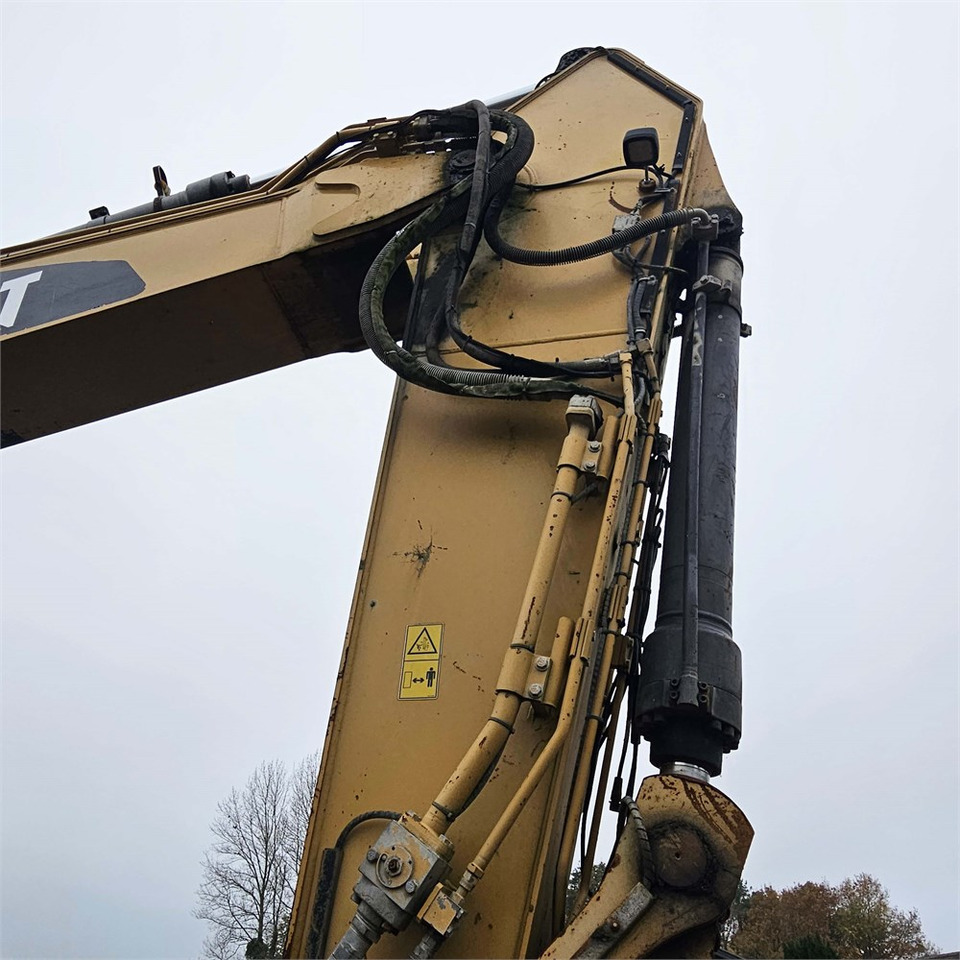 Верижен багер Caterpillar 324 EL: снимка 40