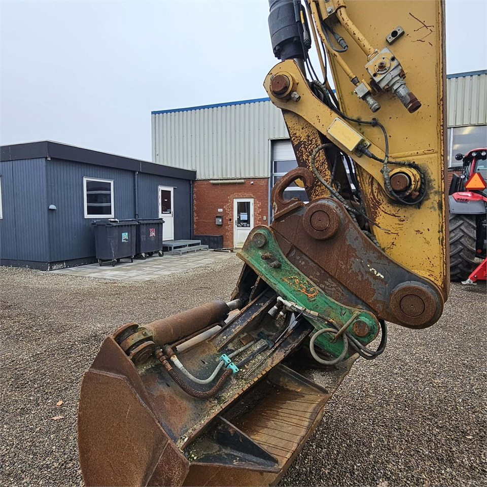 Верижен багер Caterpillar 324 EL: снимка 37