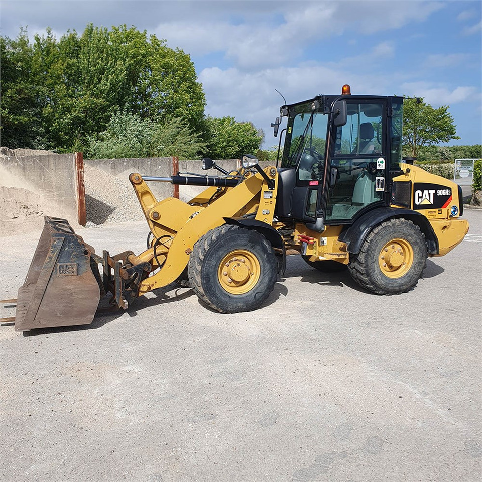 Caterpillar 906 H2 - Колесен товарач: снимка 2 Caterpillar 906 H2 - Колесен товарач: снимка 2