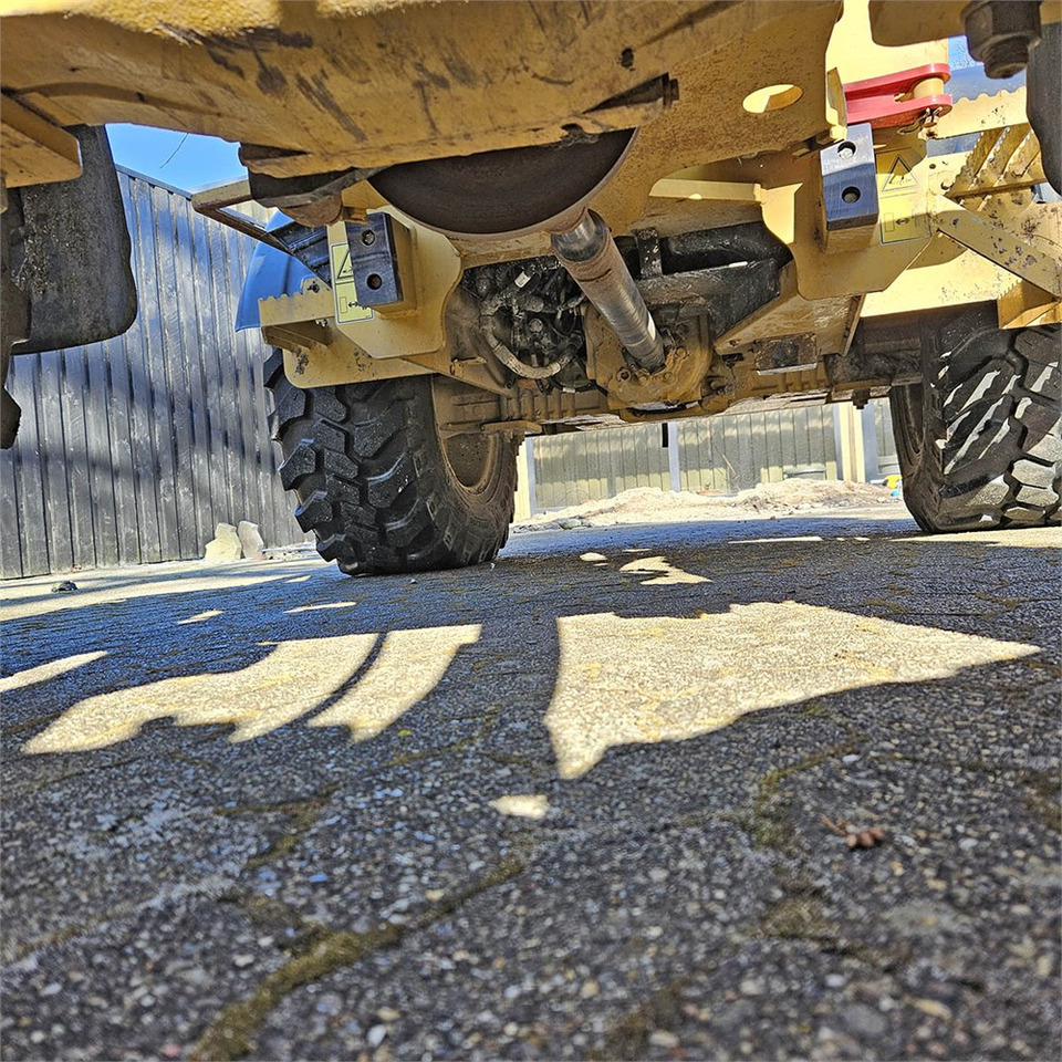 Колесен товарач Caterpillar 908 H2: снимка 33