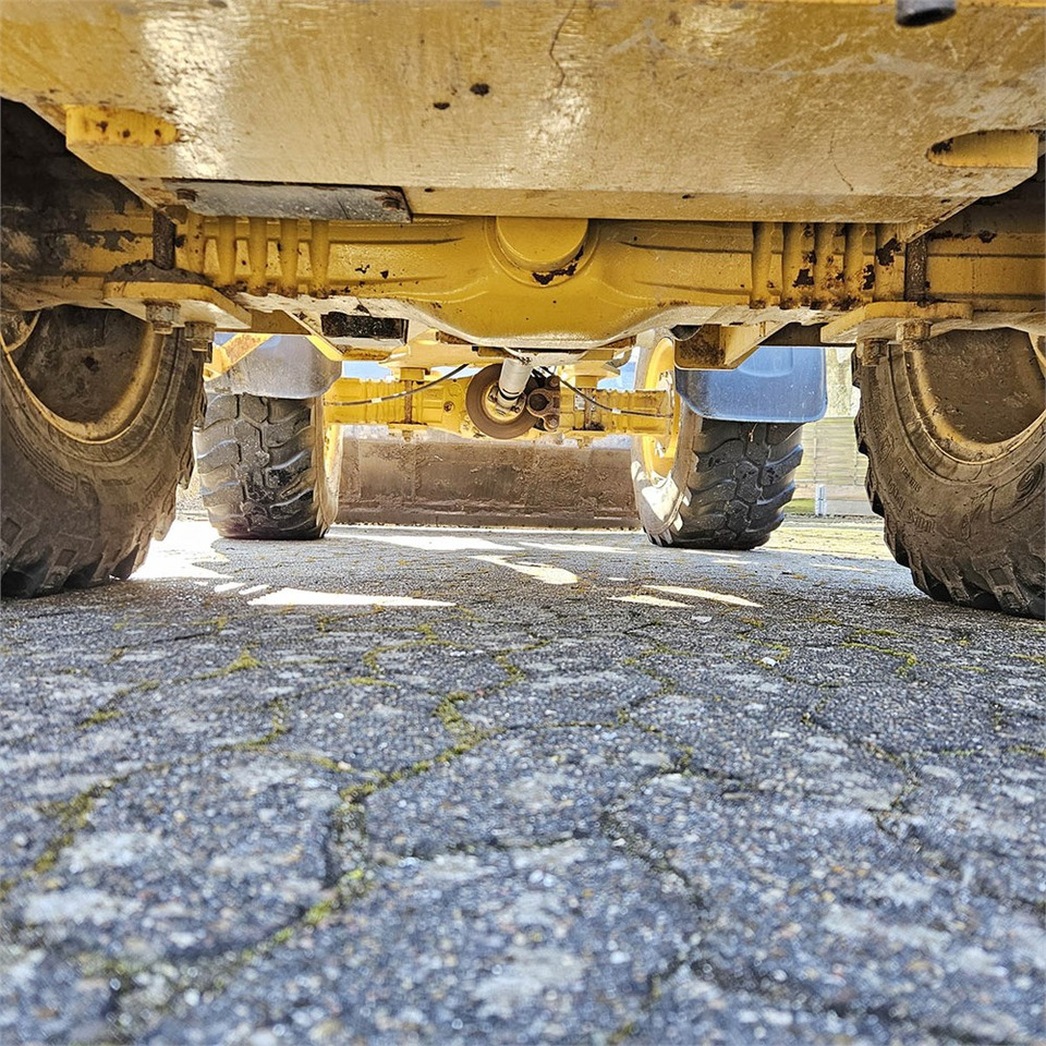 Колесен товарач Caterpillar 908 H2: снимка 34