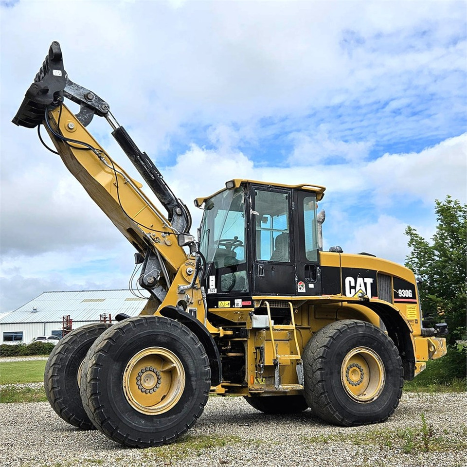 Caterpillar 930G - Колесен товарач: снимка 2 Caterpillar 930G - Колесен товарач: снимка 2