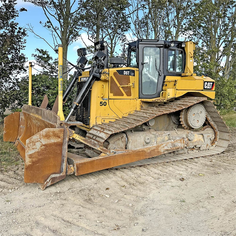 Caterpillar D6T LGP - Булдозер: снимка 1 Caterpillar D6T LGP - Булдозер: снимка 1