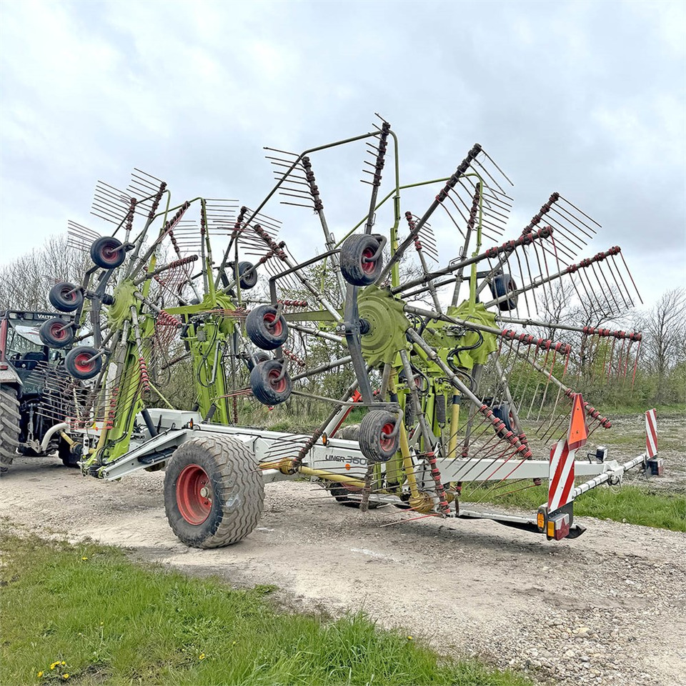 Claas Liner 3600 - Машина за сено и фураж: снимка 4 Claas Liner 3600 - Машина за сено и фураж: снимка 4