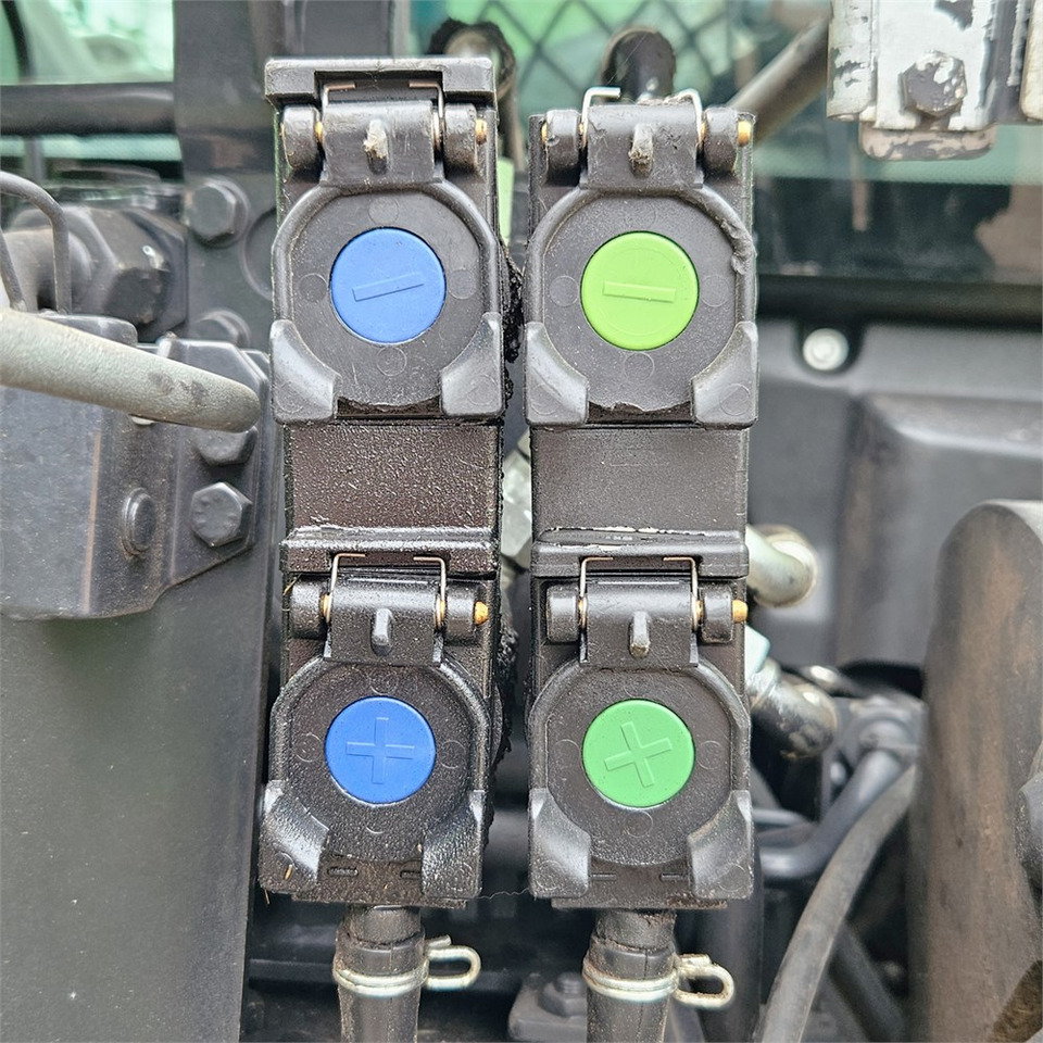 Лизинг на Deutz-Fahr 6140 TTV Deutz-Fahr 6140 TTV: снимка 37