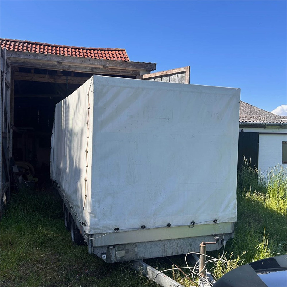 Eduard 4 - Брезентово ремарке: снимка 4 Eduard 4 - Брезентово ремарке: снимка 4