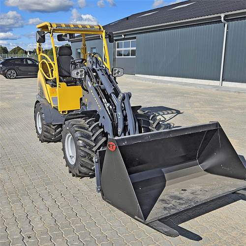 Eurotrack W12 MS-2 - Колесен товарач: снимка 2 Eurotrack W12 MS-2 - Колесен товарач: снимка 2