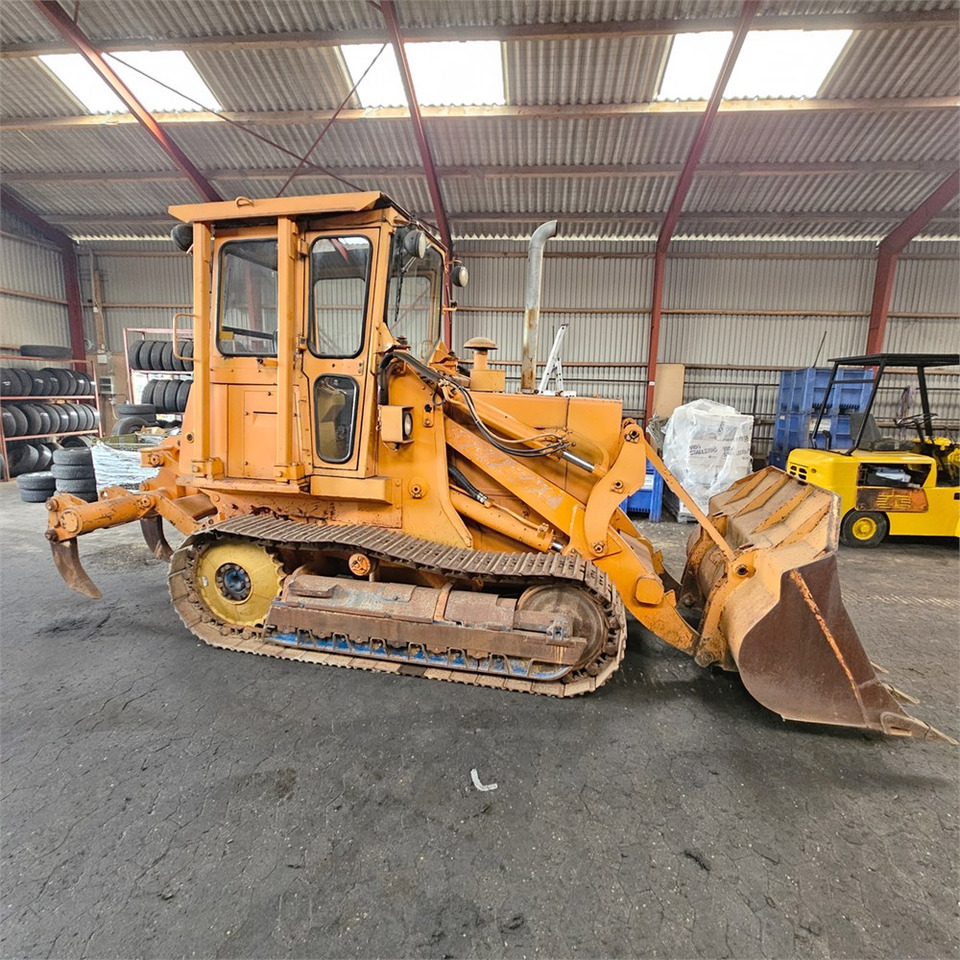 Fiat-Allis 571 FL7 B - Верижен товарач: снимка 2 Fiat-Allis 571 FL7 B - Верижен товарач: снимка 2