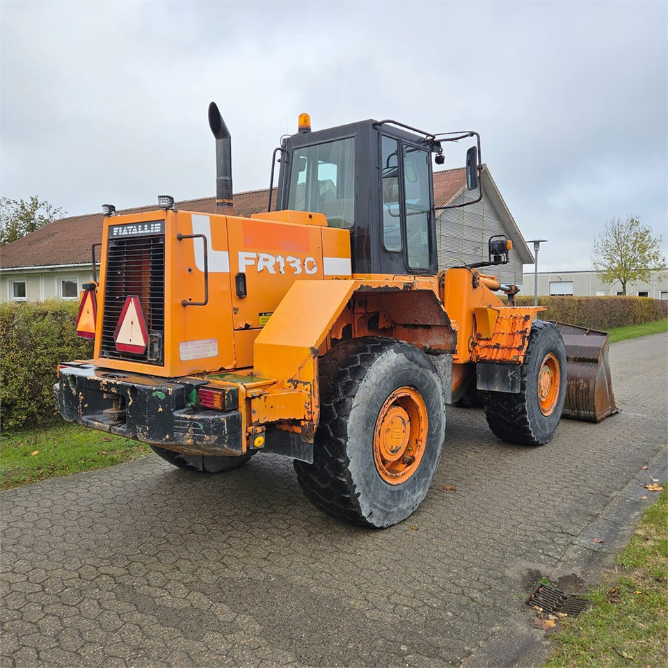 Fiat-Allis FR130 - Колесен товарач: снимка 5 Fiat-Allis FR130 - Колесен товарач: снимка 5