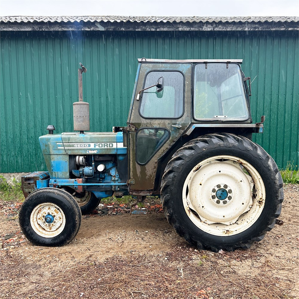 Ford 4600 - Трактор: снимка 3 Ford 4600 - Трактор: снимка 3