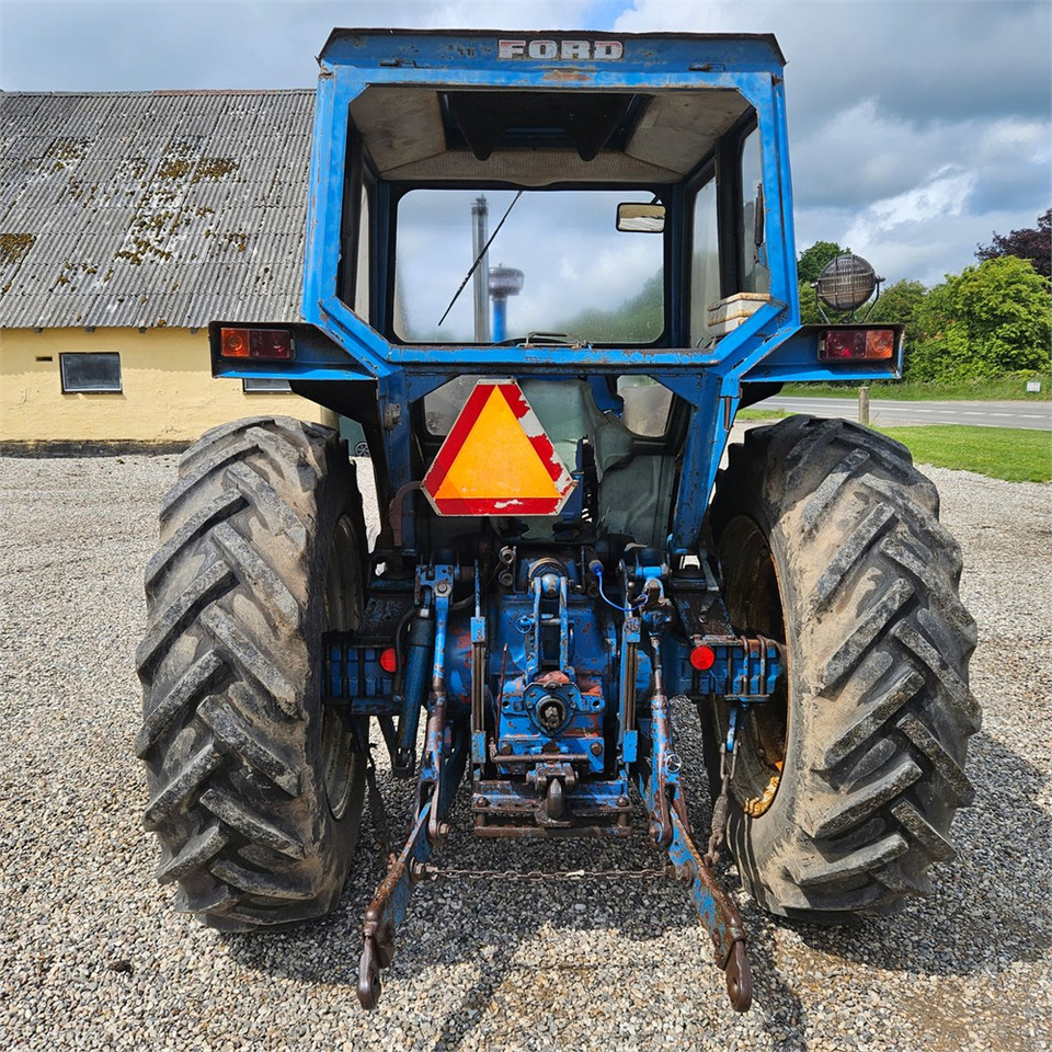 Ford 7000 - Трактор: снимка 4 Ford 7000 - Трактор: снимка 4