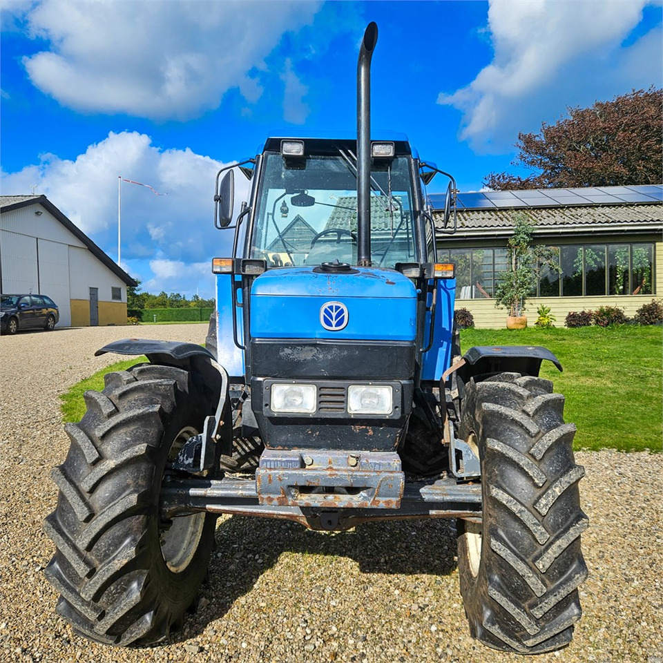 Ford 8340 Powerstar SLE - Трактор: снимка 4 Ford 8340 Powerstar SLE - Трактор: снимка 4