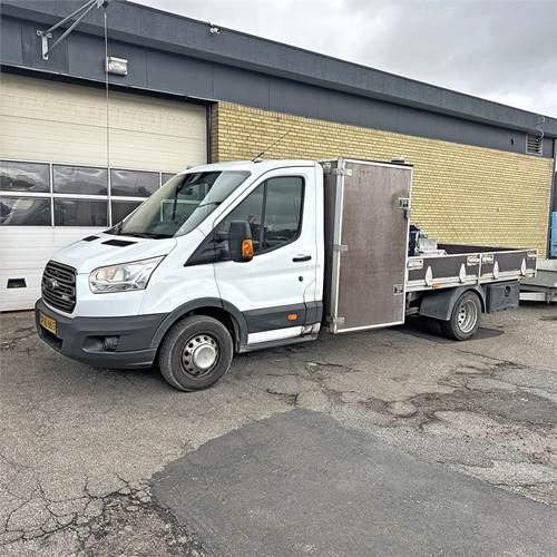 Ford Transit 2.2 TDCi (155HK) Chassis RWD Man - Бордови камион: снимка 1 Ford Transit 2.2 TDCi (155HK) Chassis RWD Man - Бордови камион: снимка 1