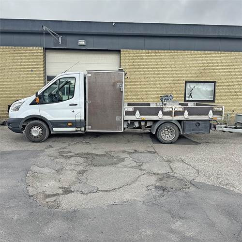 Ford Transit 2.2 TDCi (155HK) Chassis RWD Man - Бордови камион: снимка 3 Ford Transit 2.2 TDCi (155HK) Chassis RWD Man - Бордови камион: снимка 3