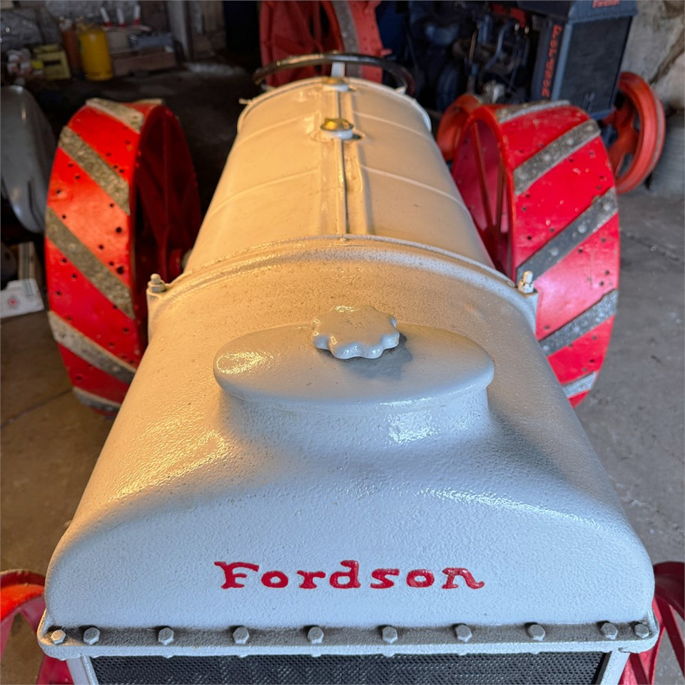 Fordson F - Трактор: снимка 4 Fordson F - Трактор: снимка 4