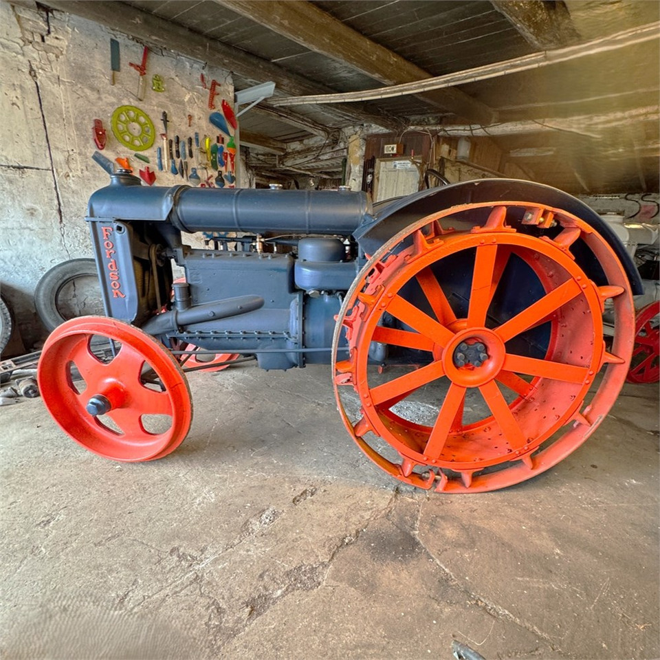 Fordson N - Трактор: снимка 2 Fordson N - Трактор: снимка 2