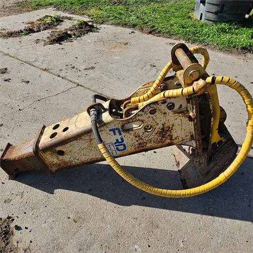 Furukawa F6LN - Хидравличен чук: снимка 2 Furukawa F6LN - Хидравличен чук: снимка 2