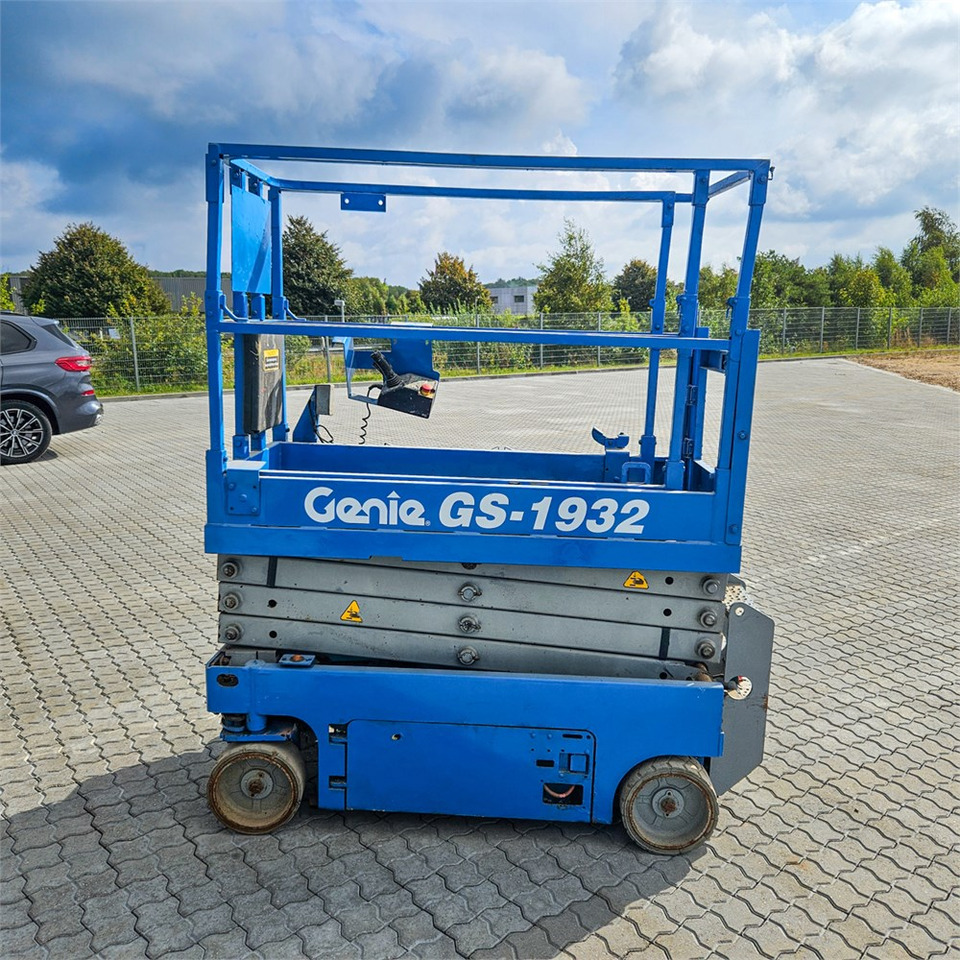 Genie GS-1932 - Ножична работна платформа: снимка 5 Genie GS-1932 - Ножична работна платформа: снимка 5