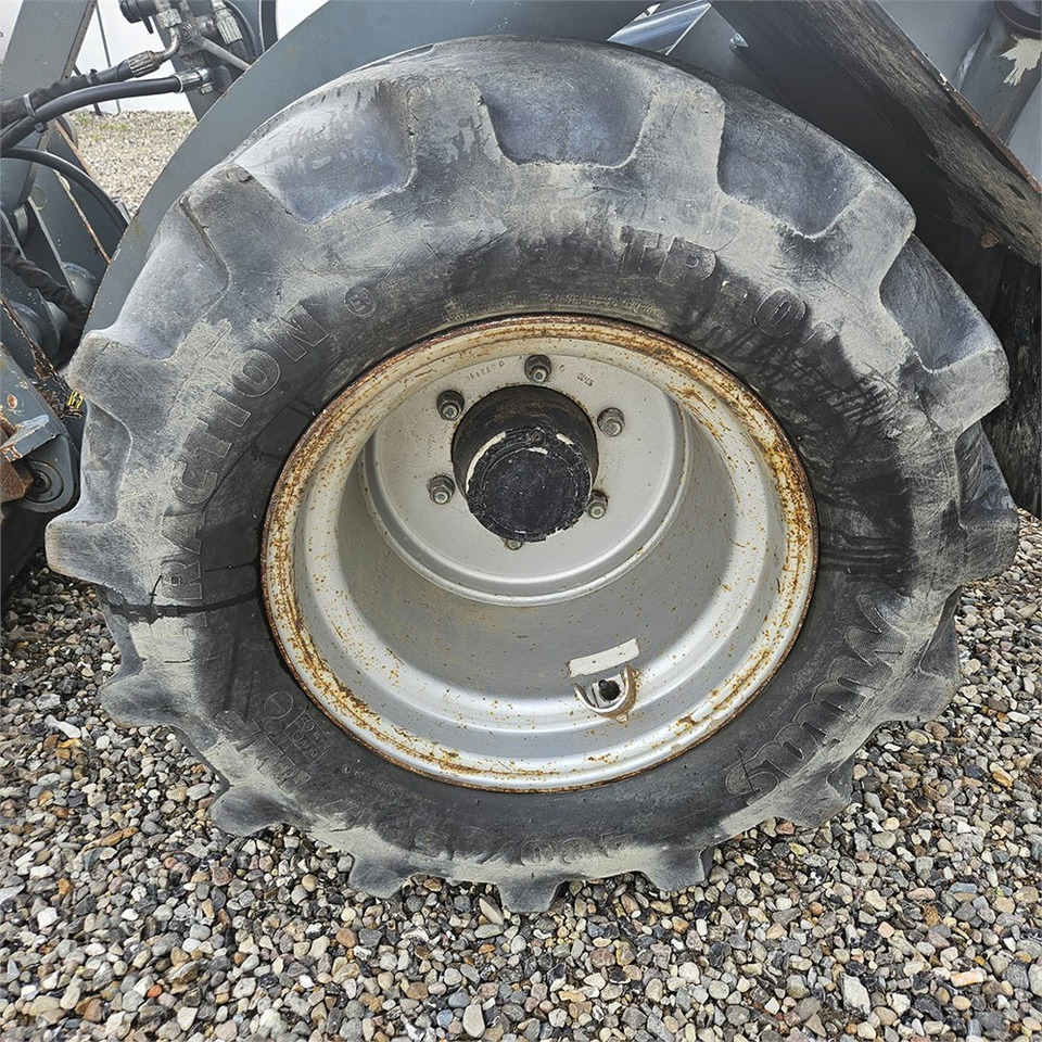Лизинг на Giant V452T X-TRA HD Giant V452T X-TRA HD: снимка 48