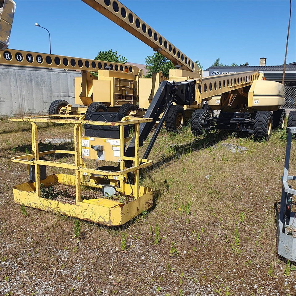 Grove MZ72 DXT - Телескопична платформа: снимка 1 Grove MZ72 DXT - Телескопична платформа: снимка 1