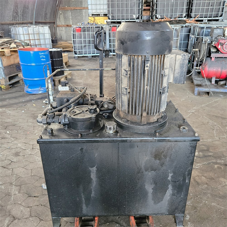 HG 9501021 - Инструмент/ Оборудване: снимка 1 HG 9501021 - Инструмент/ Оборудване: снимка 1