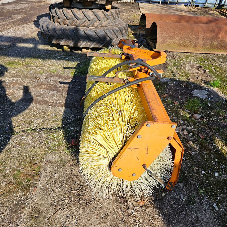 HWH HF 1A 1500 - Четка: снимка 1 HWH HF 1A 1500 - Четка: снимка 1