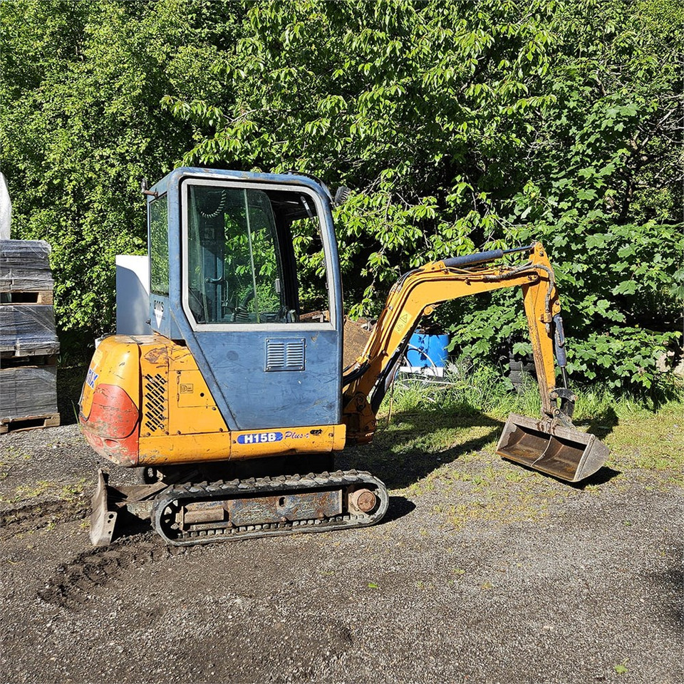 Hanix HB15 B PLUS-2 - Мини багер: снимка 4 Hanix HB15 B PLUS-2 - Мини багер: снимка 4