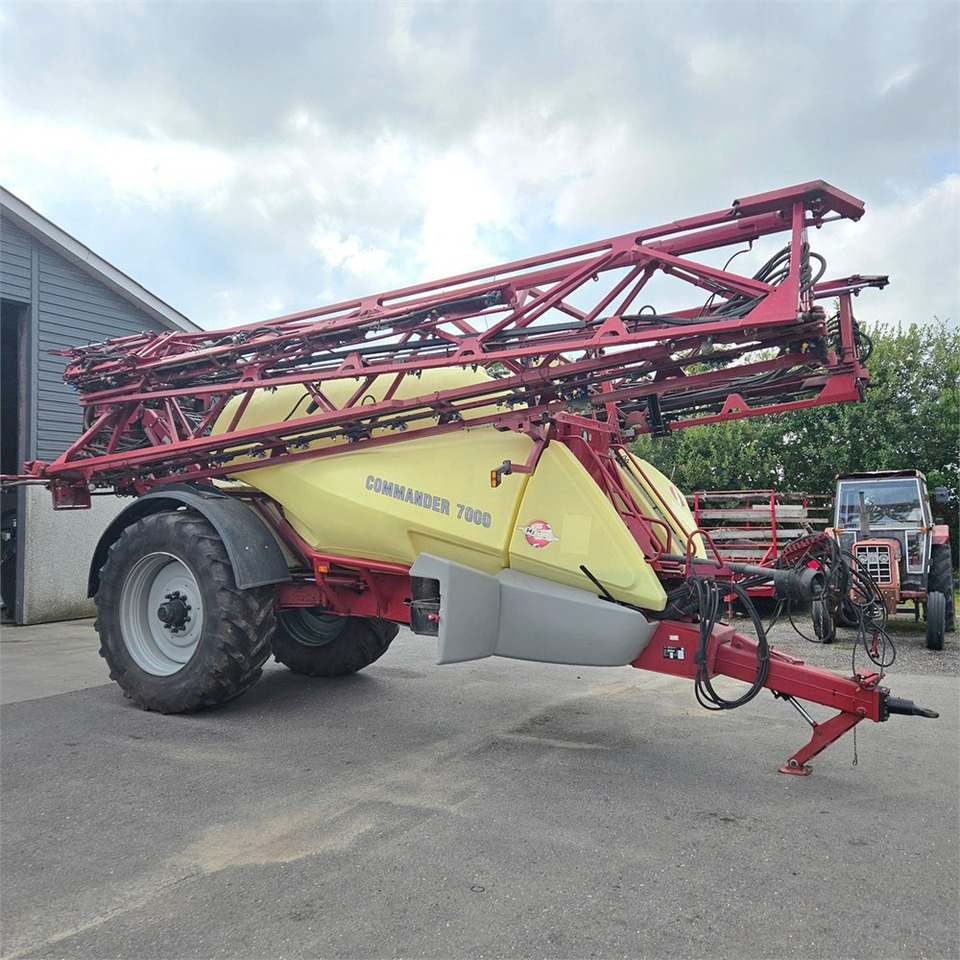 Hardi CM 11 - Пръскачка: снимка 4 Hardi CM 11 - Пръскачка: снимка 4