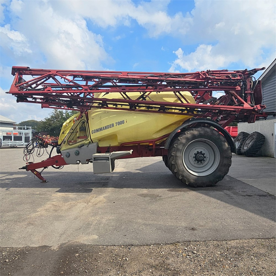 Hardi CM 11 - Пръскачка: снимка 1 Hardi CM 11 - Пръскачка: снимка 1