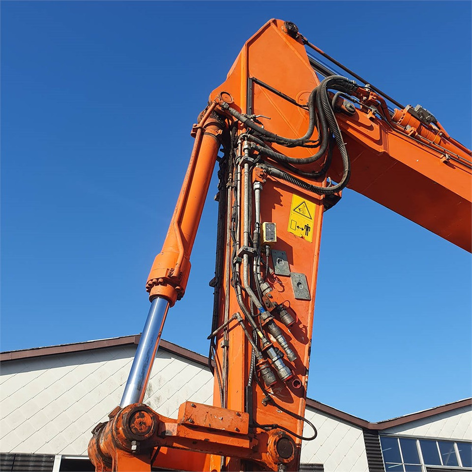 Hitachi Hitachi ZX250 LC-5B - Верижен багер: снимка 5 Hitachi Hitachi ZX250 LC-5B - Верижен багер: снимка 5