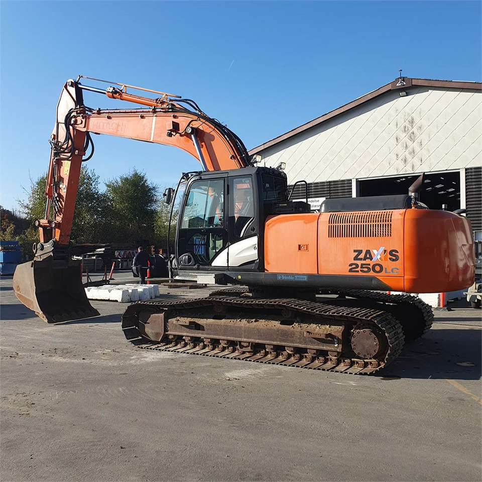 Hitachi Hitachi ZX250 LC-5B - Верижен багер: снимка 2 Hitachi Hitachi ZX250 LC-5B - Верижен багер: снимка 2