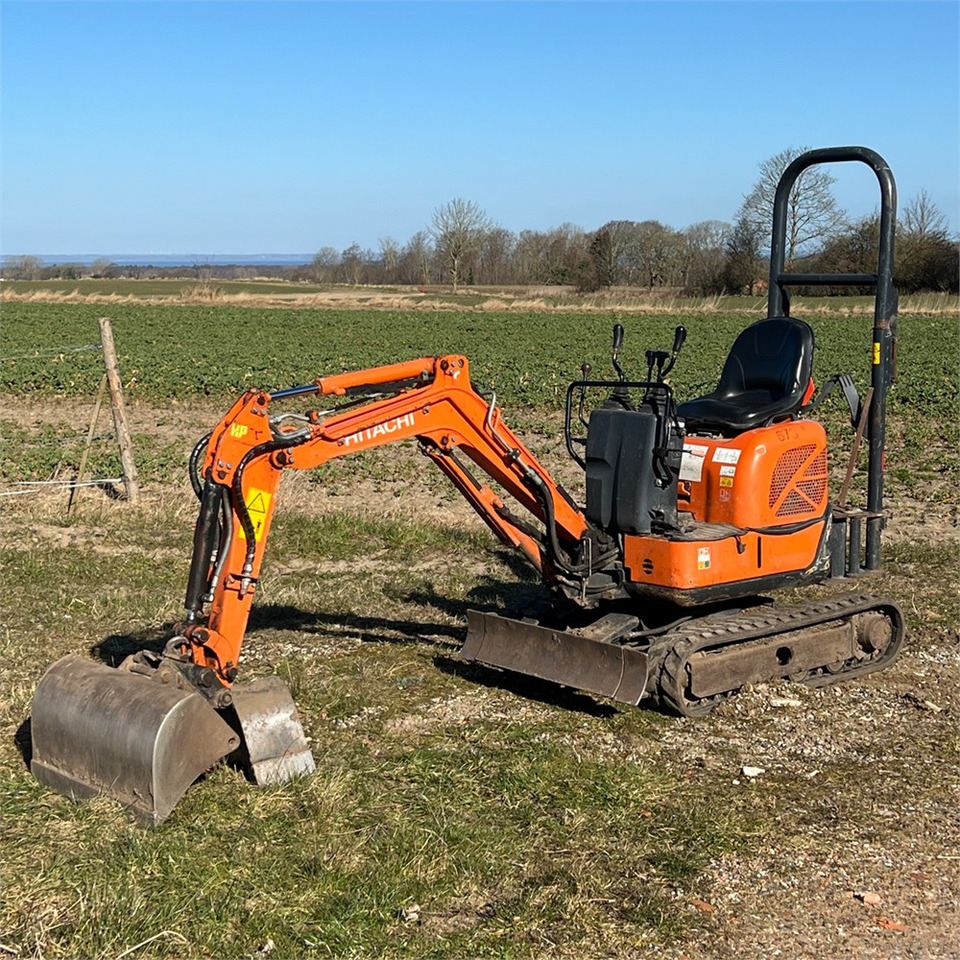 Hitachi ZX10U-2 - Мини багер: снимка 3 Hitachi ZX10U-2 - Мини багер: снимка 3